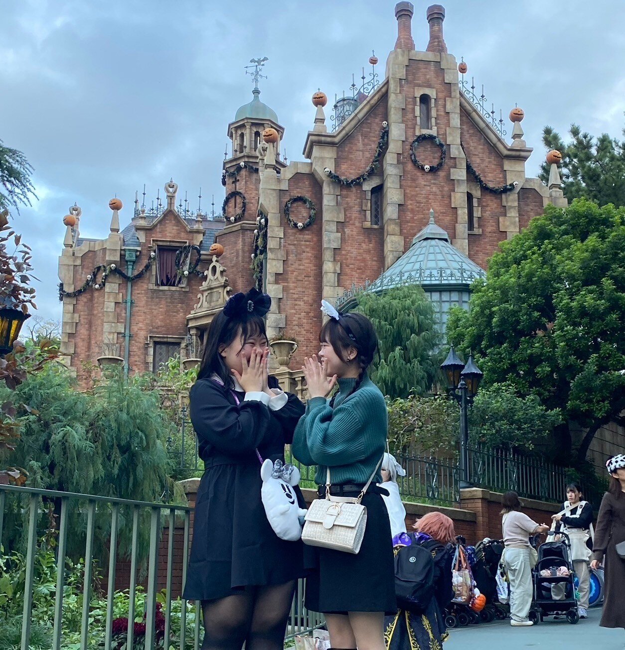 LINE_ALBUM_❤️English_241022_21.jpg