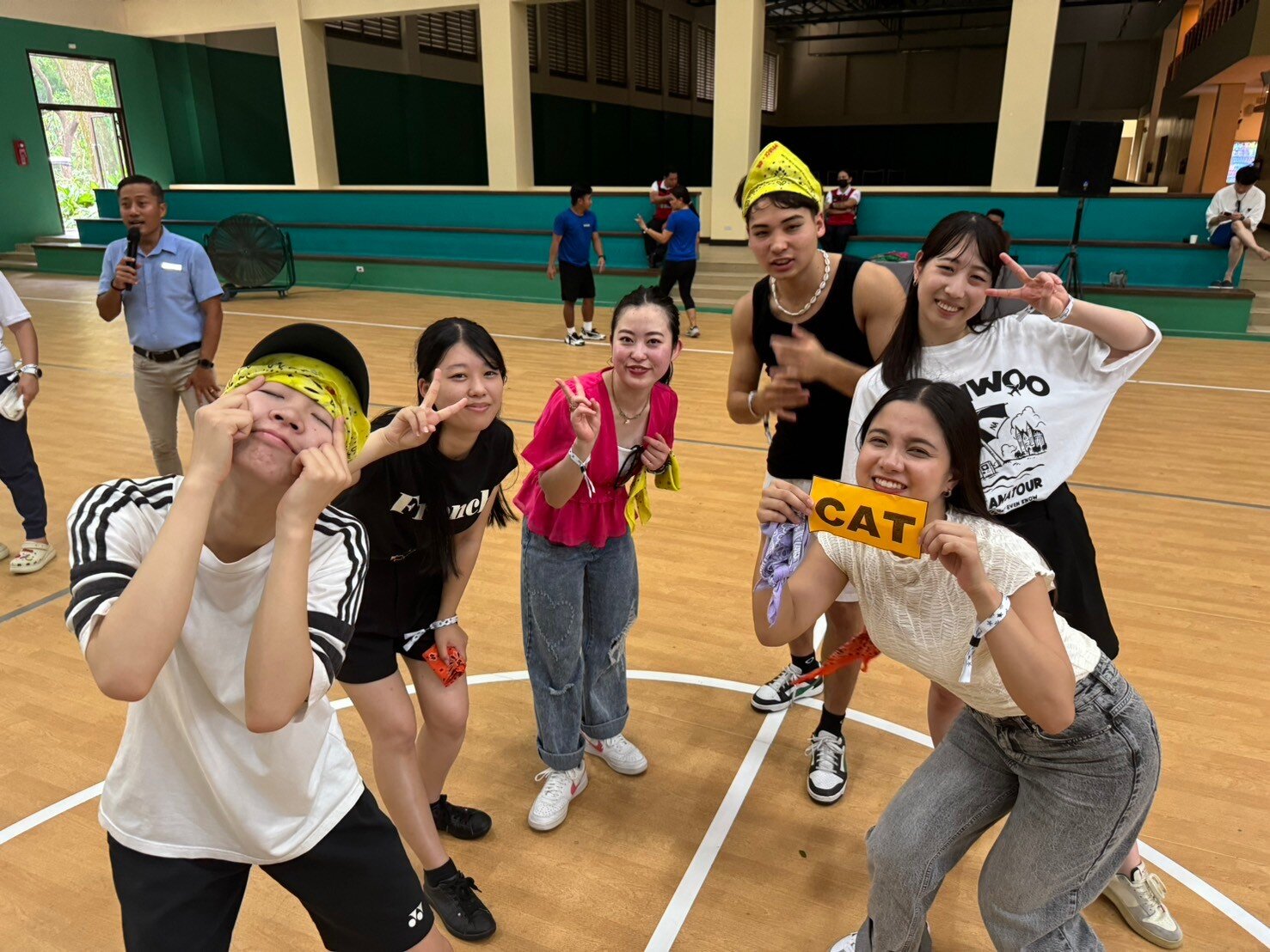 LINE_ALBUM_フィリピン短期留学2024✳︎DAY4 KILUS_241029_20.jpg